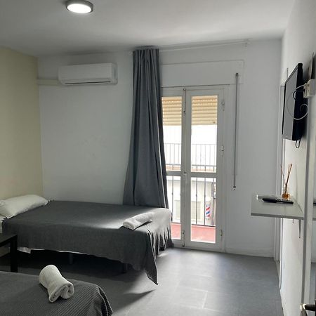 Hostal Santa Calma Marbella Bagian luar foto